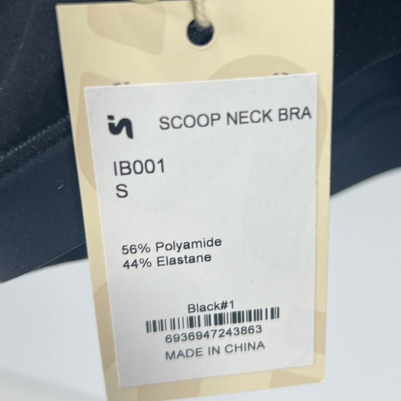 Black Adjustable Strap Bra - Picture 11 of 11